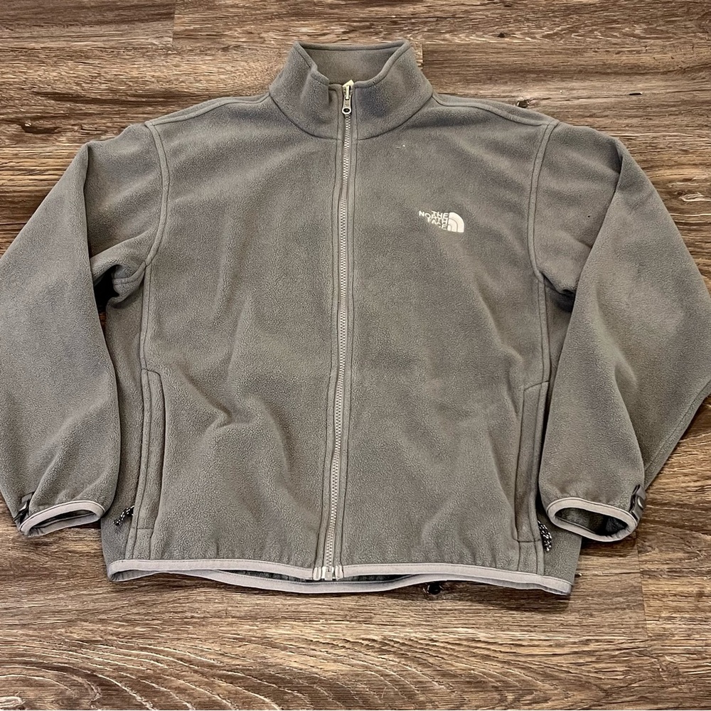 The North Face Women's Medium Embroidered
Logo‎ Grey Zip Up Jacket